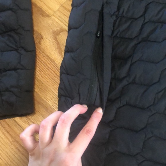 The North Face Men’s ThermoBall™ Eco Hoodie Black Hooded Jacket - Picture 6 of 16